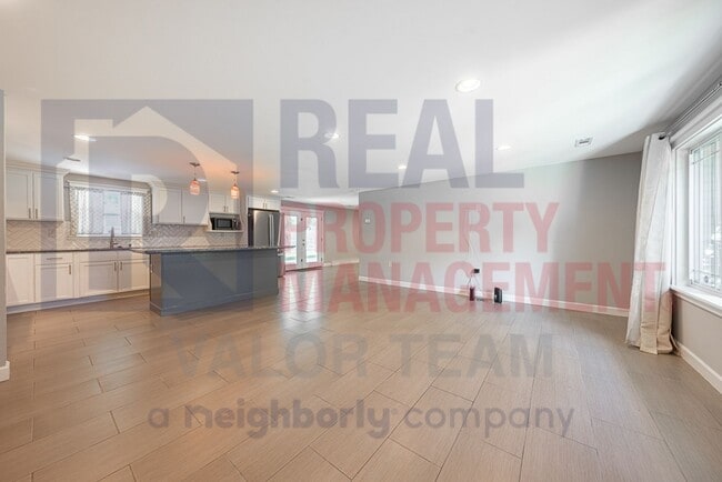 Building Photo - Exceptional Single-Story Living with Fenced Yard in Streetsboro