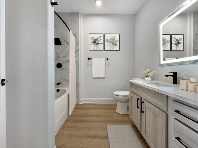 Building Photo - 1 Bed in Upper Kirby — Walkable Location +...