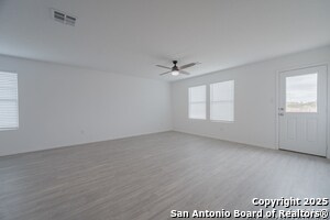 Foto del edificio - 2737 Green Finch