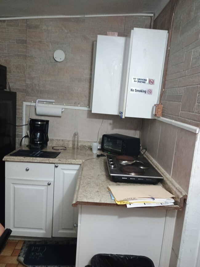 Building Photo - 13755 Overseas Hwy