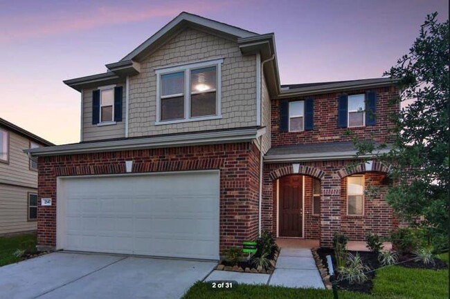 Building Photo - 2547 Boxwood Park