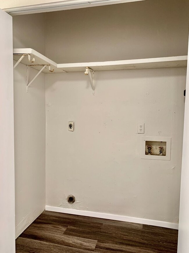 Foto del edificio - 2 Bedroom apartment w/ Washer and Dryer