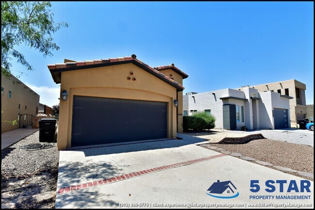 Building Photo - 13514 Hazlewood St