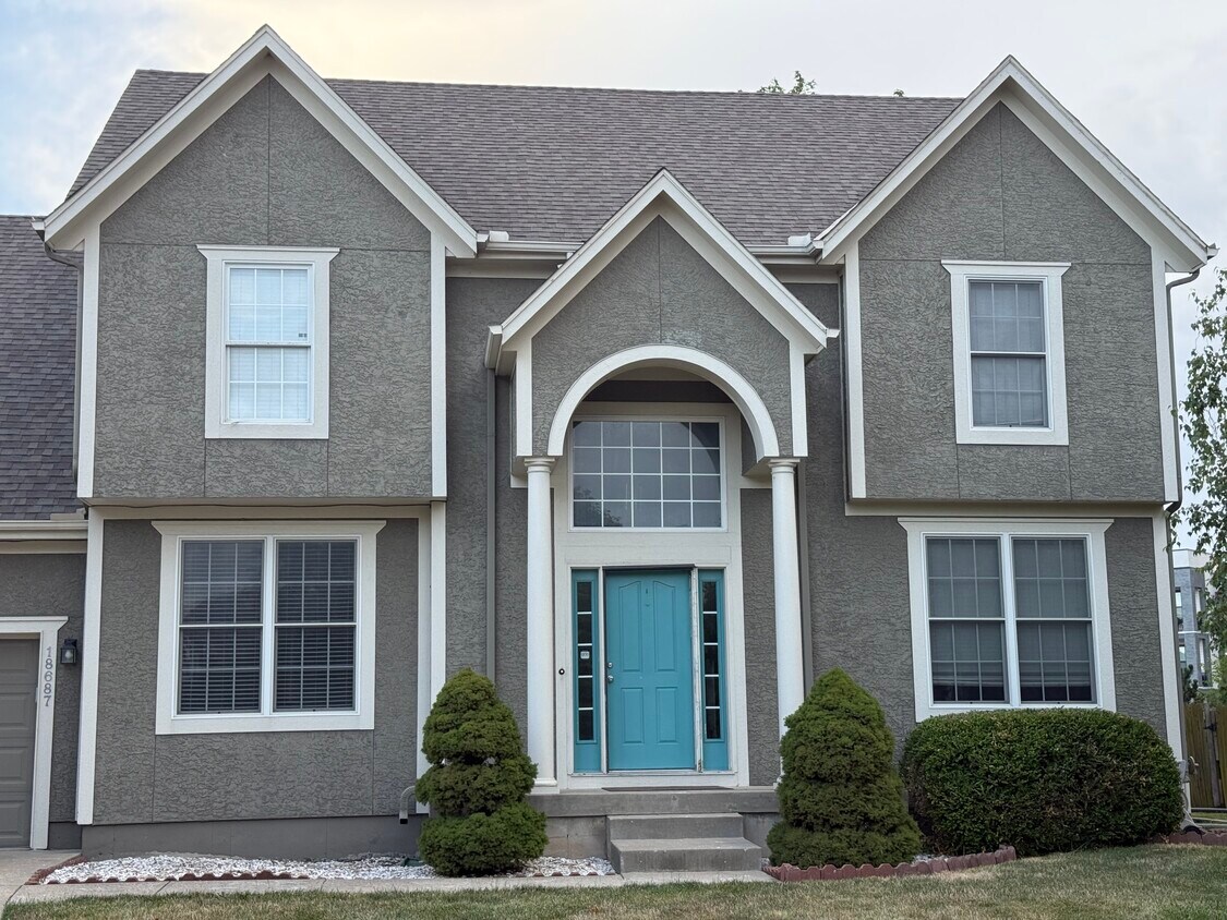 Foto principal - 18687 W 153rd Pl