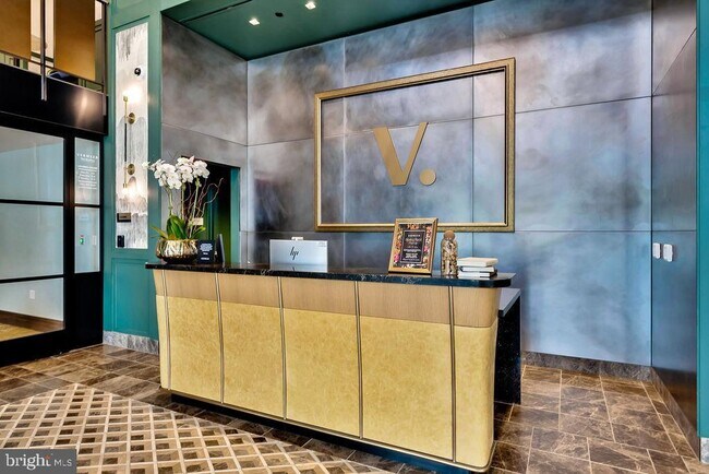 Building Photo - 113 Potomac Ave SW