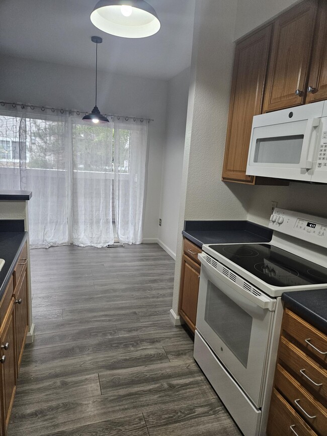Foto del edificio - 5575 W 76th Ave
