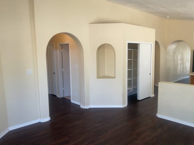 Foto del edificio - 10400 Calle Chulita NW