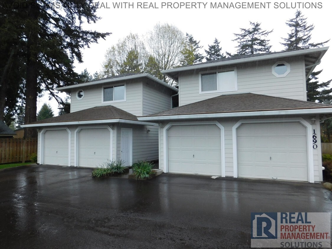 Foto principal - 1690 NE 169th Ave