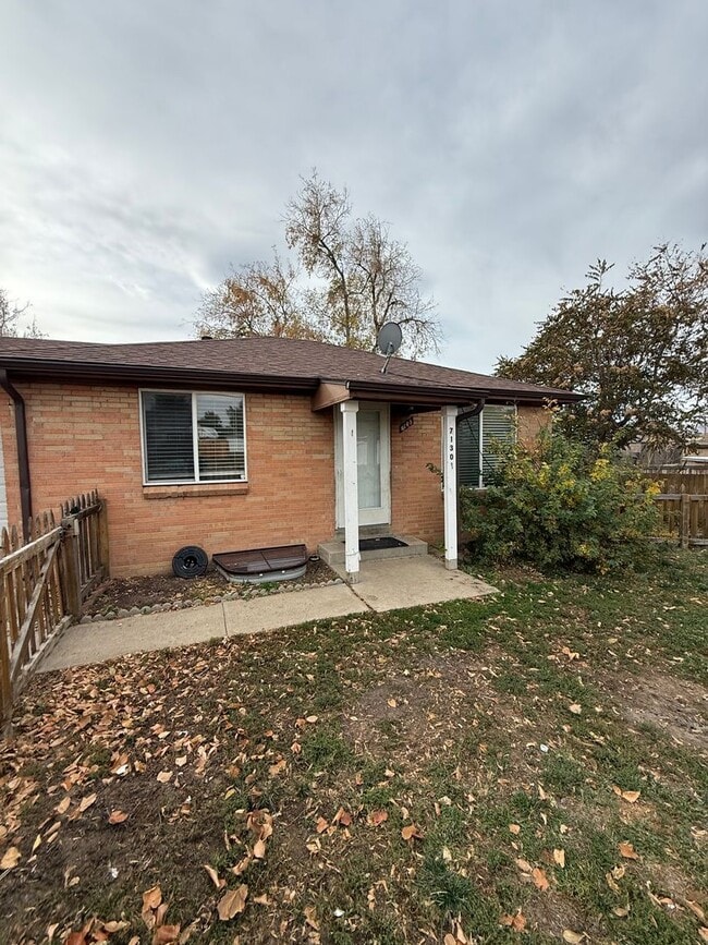 Building Photo - 16th7130