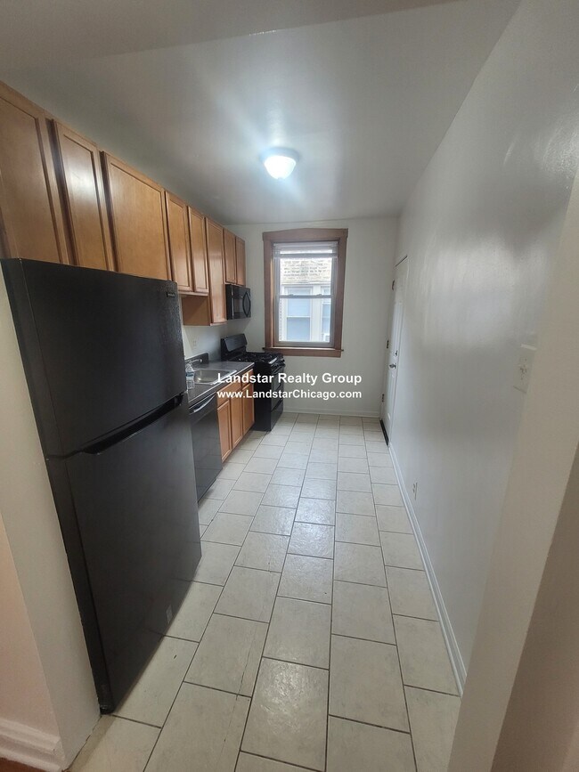 Foto del edificio - 1742 W North Shore Ave