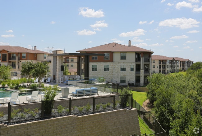 Building Photo - The Ellis