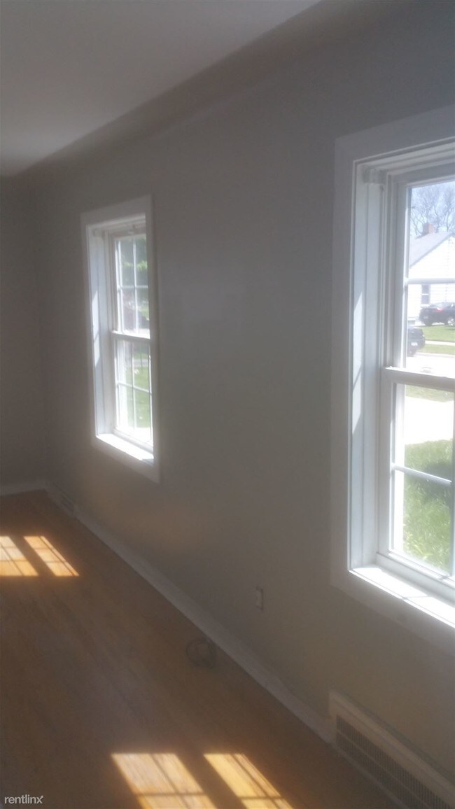 Building Photo - 8107 Kaltz