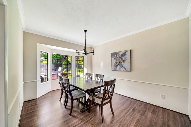 Foto del edificio - 30428 Penrod Dr