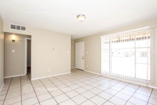 Building Photo - 3712 W Catalina Dr