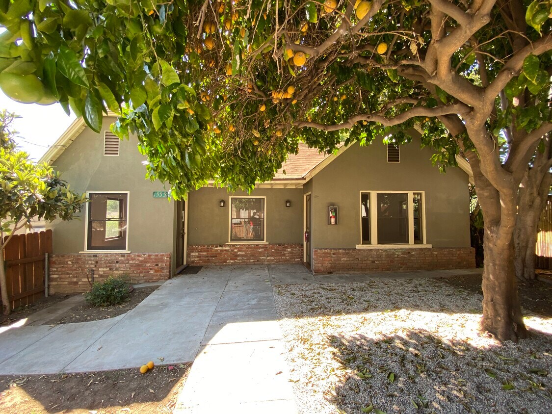 Primary Photo - 1555 Lemoyne St