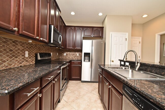 Foto del edificio - Beautiful townhouse at Claytons Crossing Oviedo