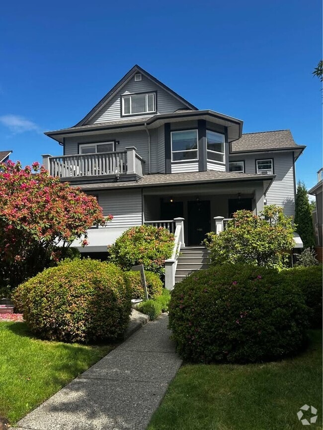 Building Photo - 1837 W 14th Ave