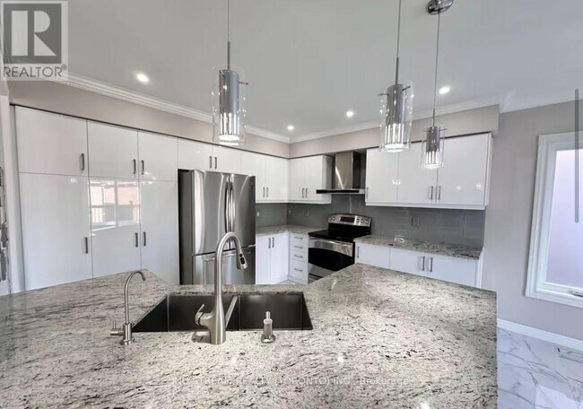 Building Photo - 85 Patti McCulloch Way