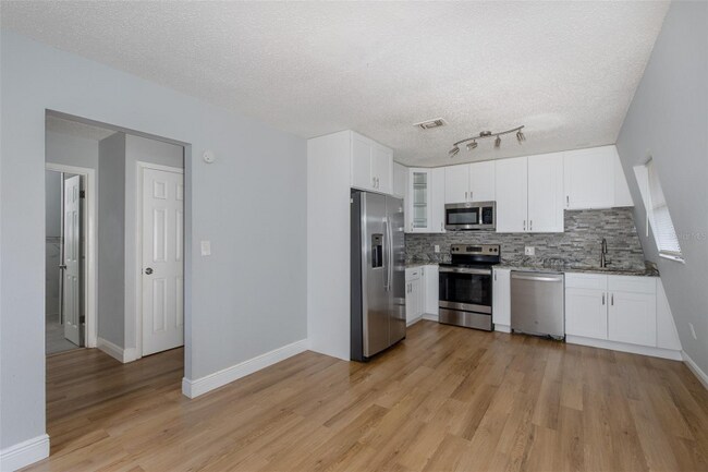 Foto del edificio - 5752 Virginia Ave