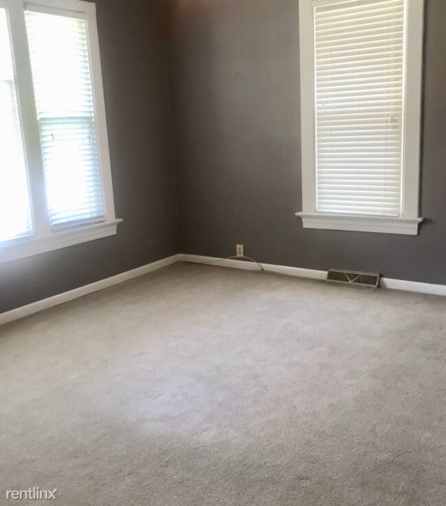 Building Photo - 2 br, 2 bath House - 610 Hillsboro