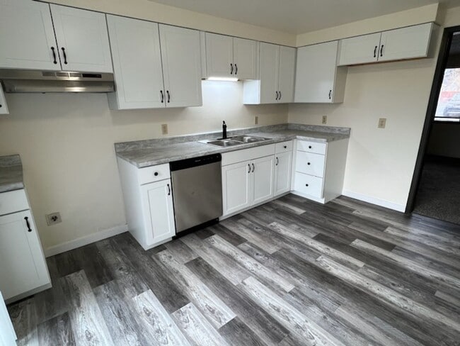 Foto del edificio - 306 2nd St SE