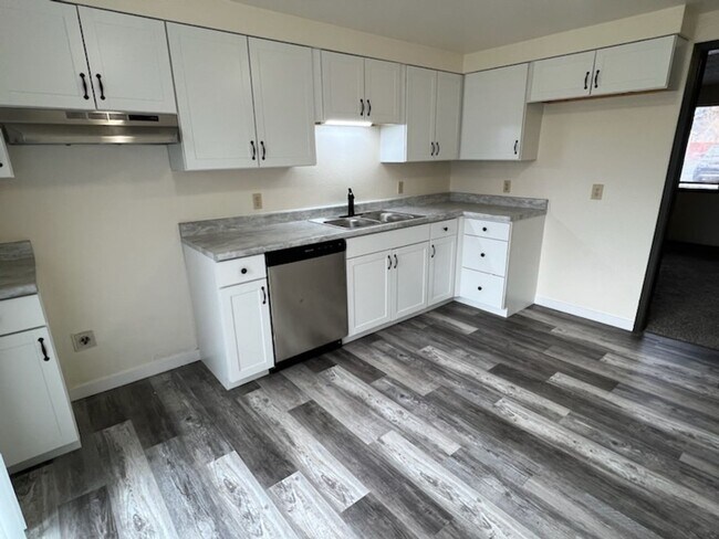 Foto del edificio - 306 2nd St SE