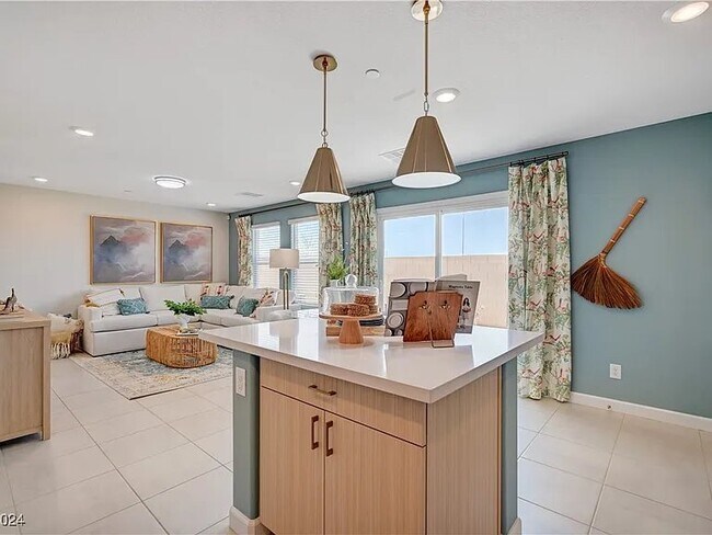 Foto del edificio - 909 Cadence Vw Wy