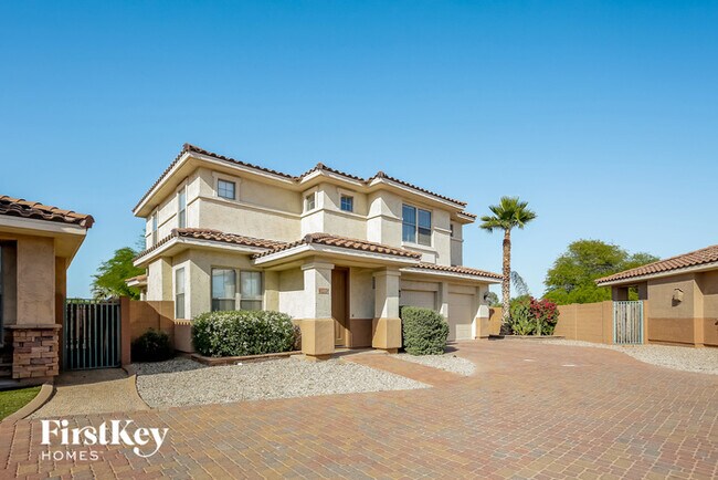 Foto del edificio - 13488 W Cypress St