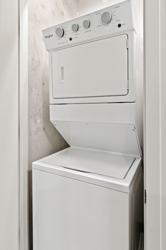 Photo - 139 N Ada St Apartment