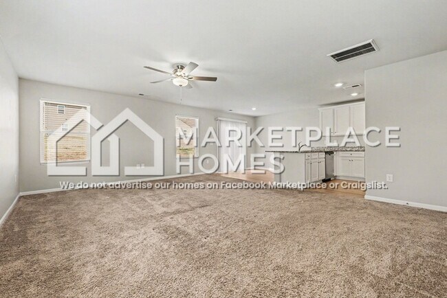 Foto del edificio - 3354 Brighton Dr