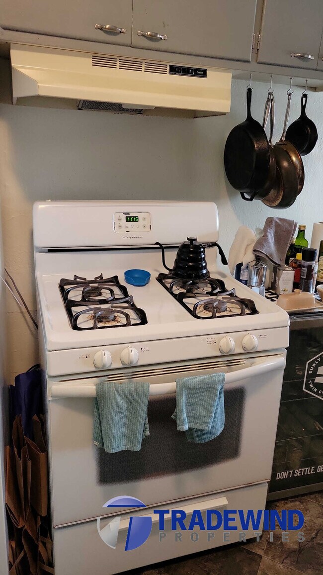 Building Photo - 3701 Lyndale Ave S