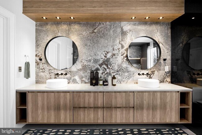 Foto del edificio - 2112 Cherry St