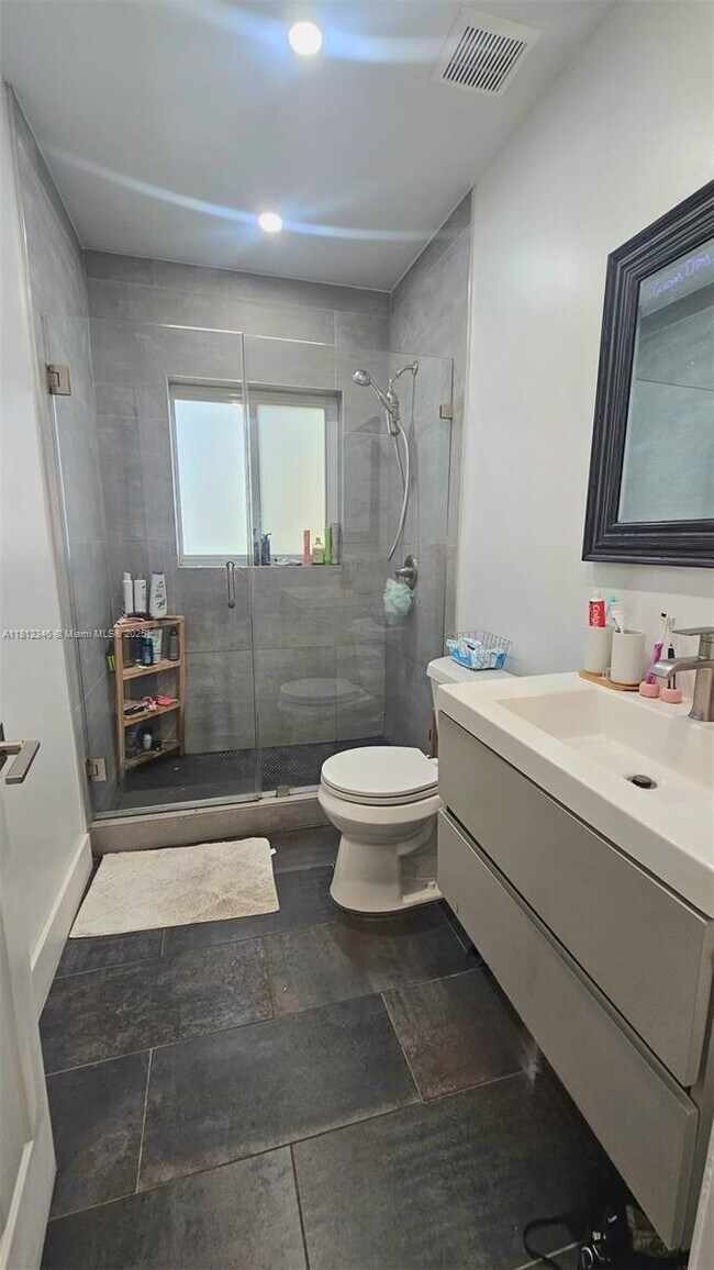 Photo - 2 bedroom in Miami FL 33161 Apartment