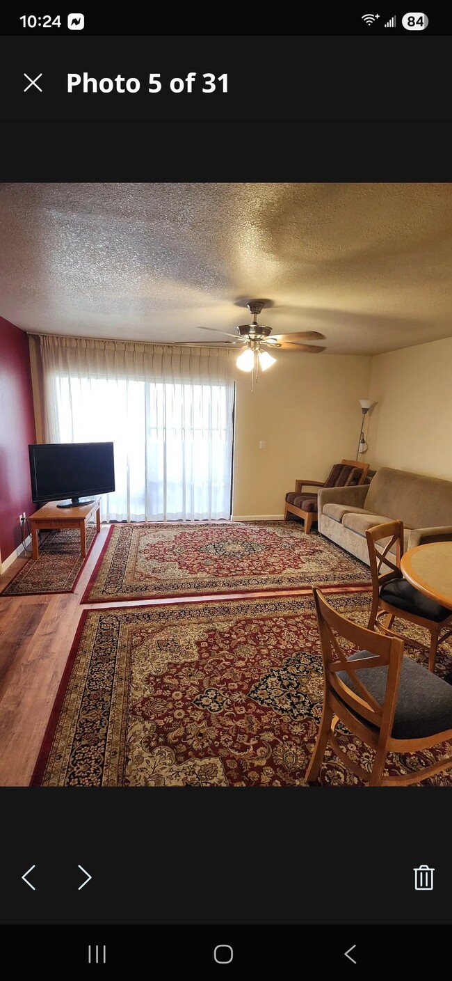 Building Photo - 886 W Galveston St