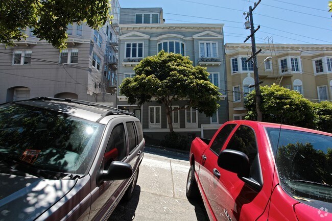 Building Photo - 1325 Filbert St