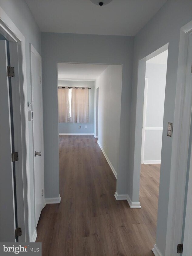 Foto principal - 6301 Den Lee Dr