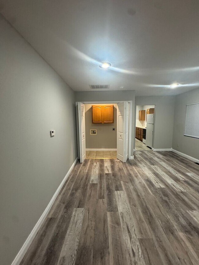 Foto del edificio - 2850 N Campbell Ave