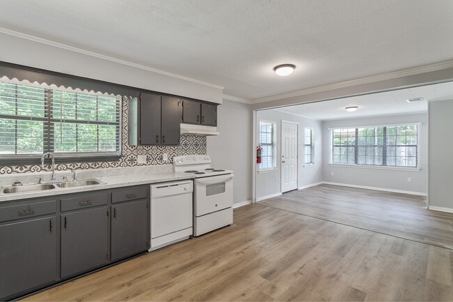 Building Photo - 1804 Larkwood Dr