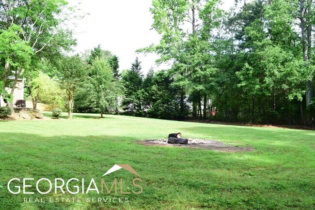 Building Photo - 375 Lora Smith Rd