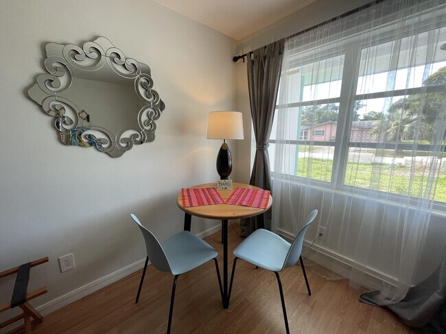 Building Photo - 1360 Edmonton Dr