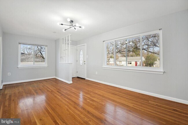 Building Photo - 11516 Mapleview Dr