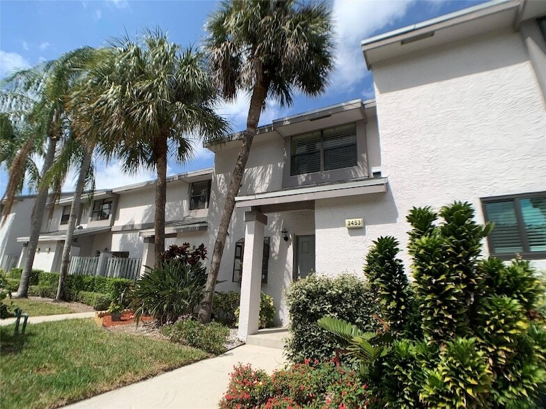 Primary Photo - 3453 Carambola Cir S