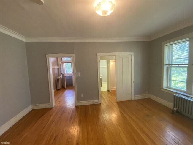 Building Photo - Studio, 1 bath  - 3932 N Keeler Ave Apt 2B