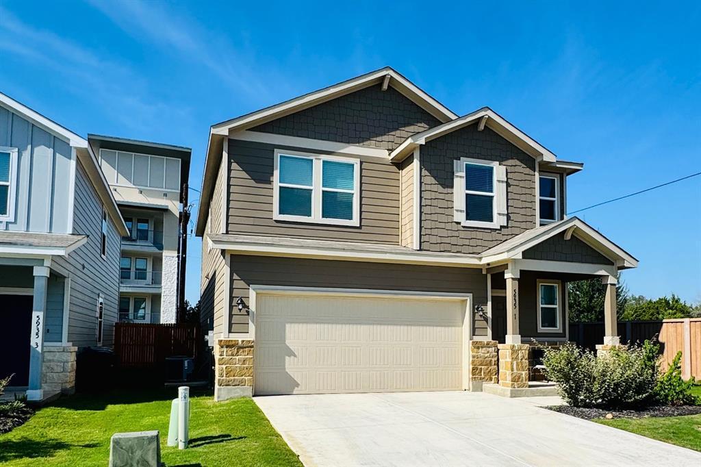 Foto principal - 5935 W Hausman Rd