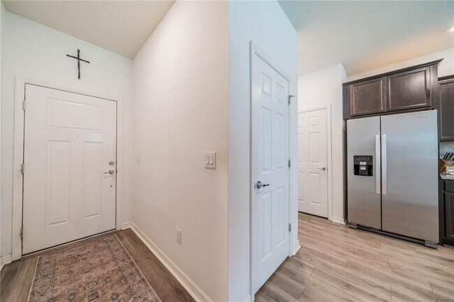 Building Photo - 5029 Blue Latan Ln