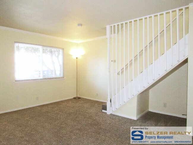 Foto del edificio - Fully equipped 2 bd. condo in a super conv...