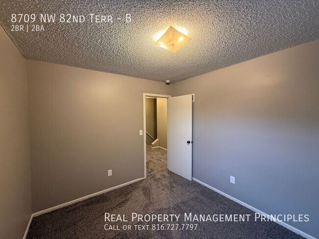 Foto del edificio - 8709 NW 82 Terrace