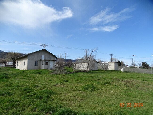 Foto del edificio - Valley Blvd Ranch House