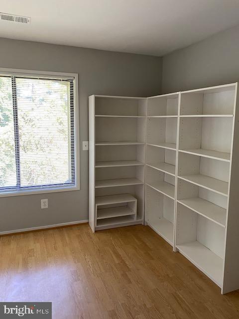 Foto del edificio - 9537 Fern Hollow Way