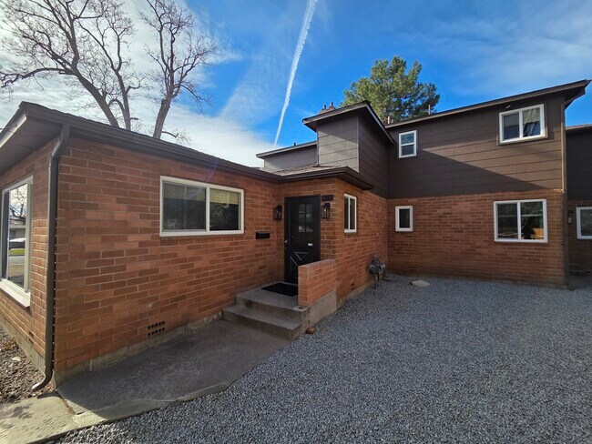 Building Photo - 1213 Gordon Ave